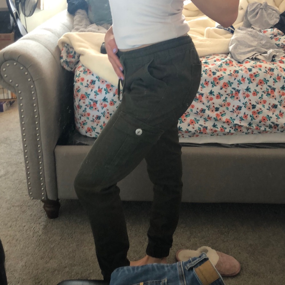 Joggers - Picture 5 of 7
